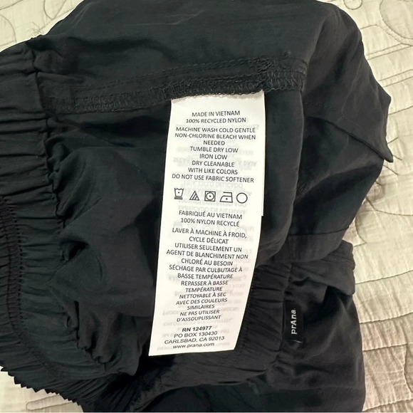 NWT Prana Crossback Short Black Size S Pockets - Picture 7 of 8